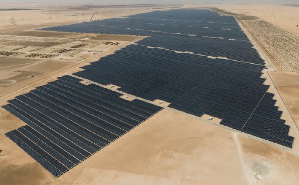 UAE Deset Covered in Solar Panels